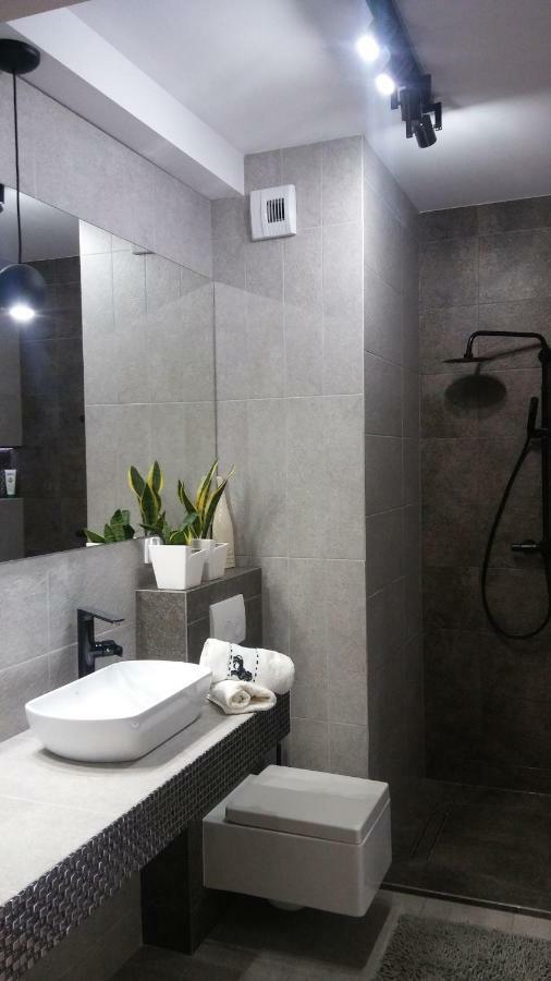 Obroncow Wybrzeza Apartment Gdansk Exterior photo